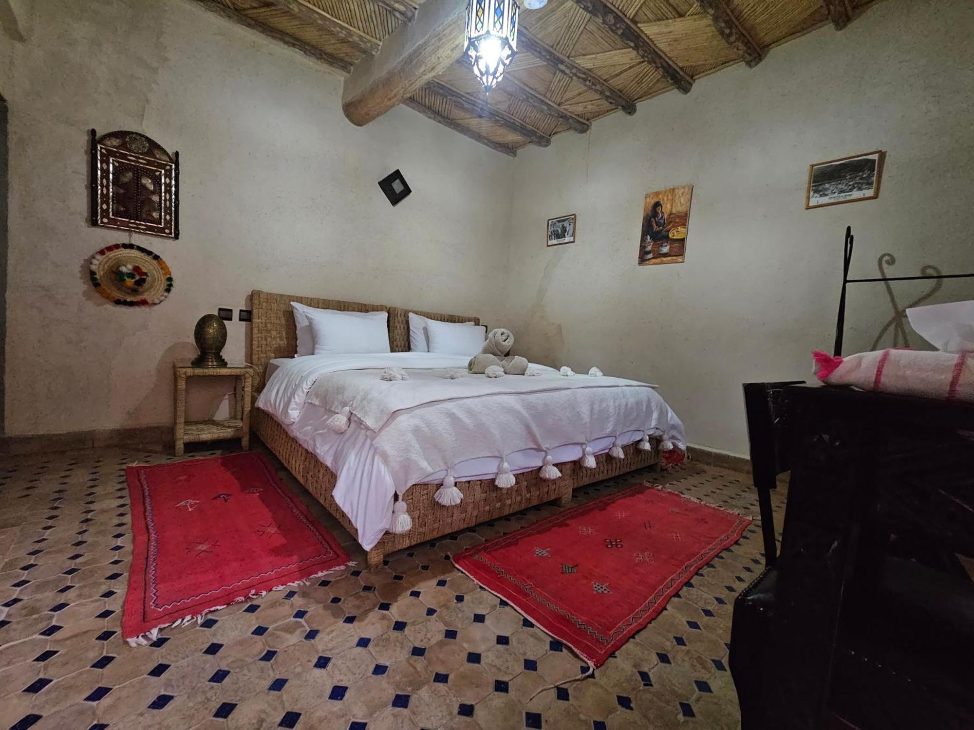 Kasbah La Cigogne Acomodação com café da manhã Ait Benhaddou Exterior foto