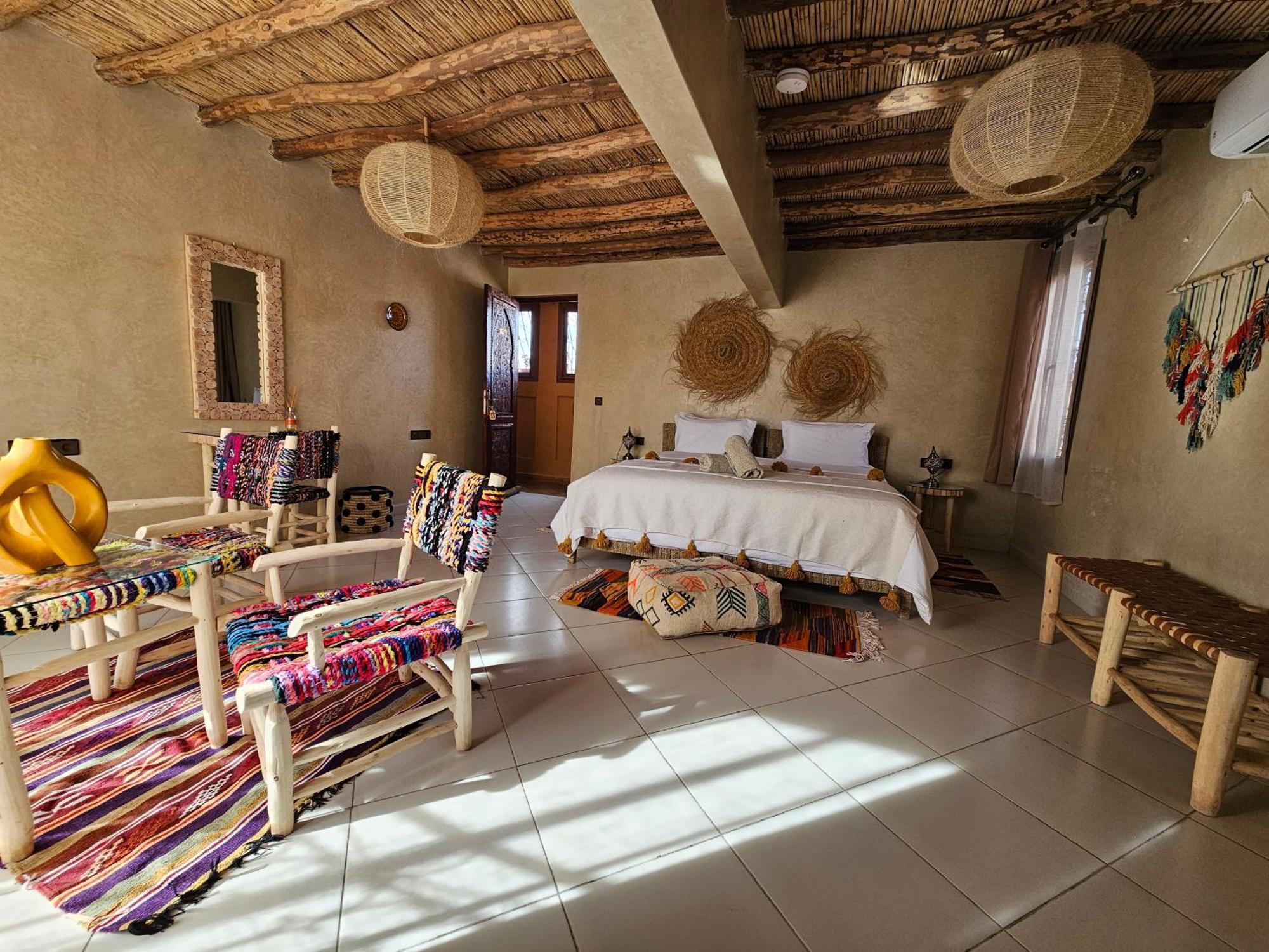 Kasbah La Cigogne Acomodação com café da manhã Ait Benhaddou Exterior foto