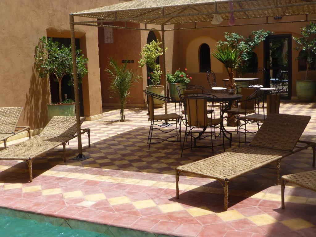 Kasbah La Cigogne Acomodação com café da manhã Ait Benhaddou Exterior foto